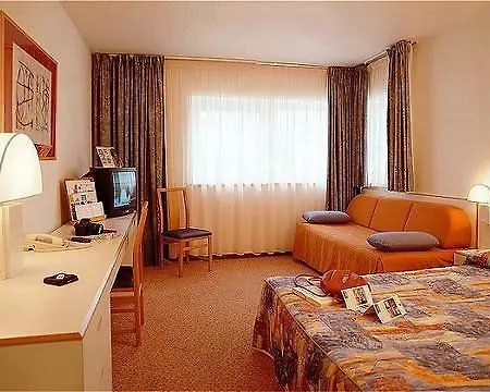 Ibis Centrum 3*