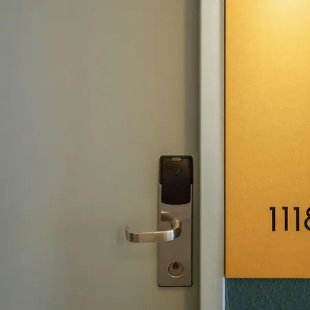 Ibis Centrum Hotel 3*