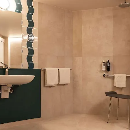 Ibis Centrum 3*