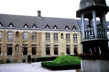 Ibis Centrum 3*