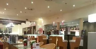 فندق إيبيس سنتروم 3*